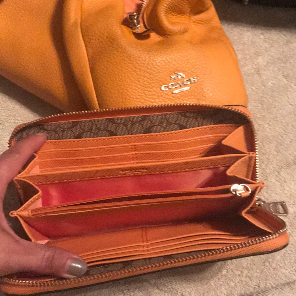 Wallet - Picture 5 of 5